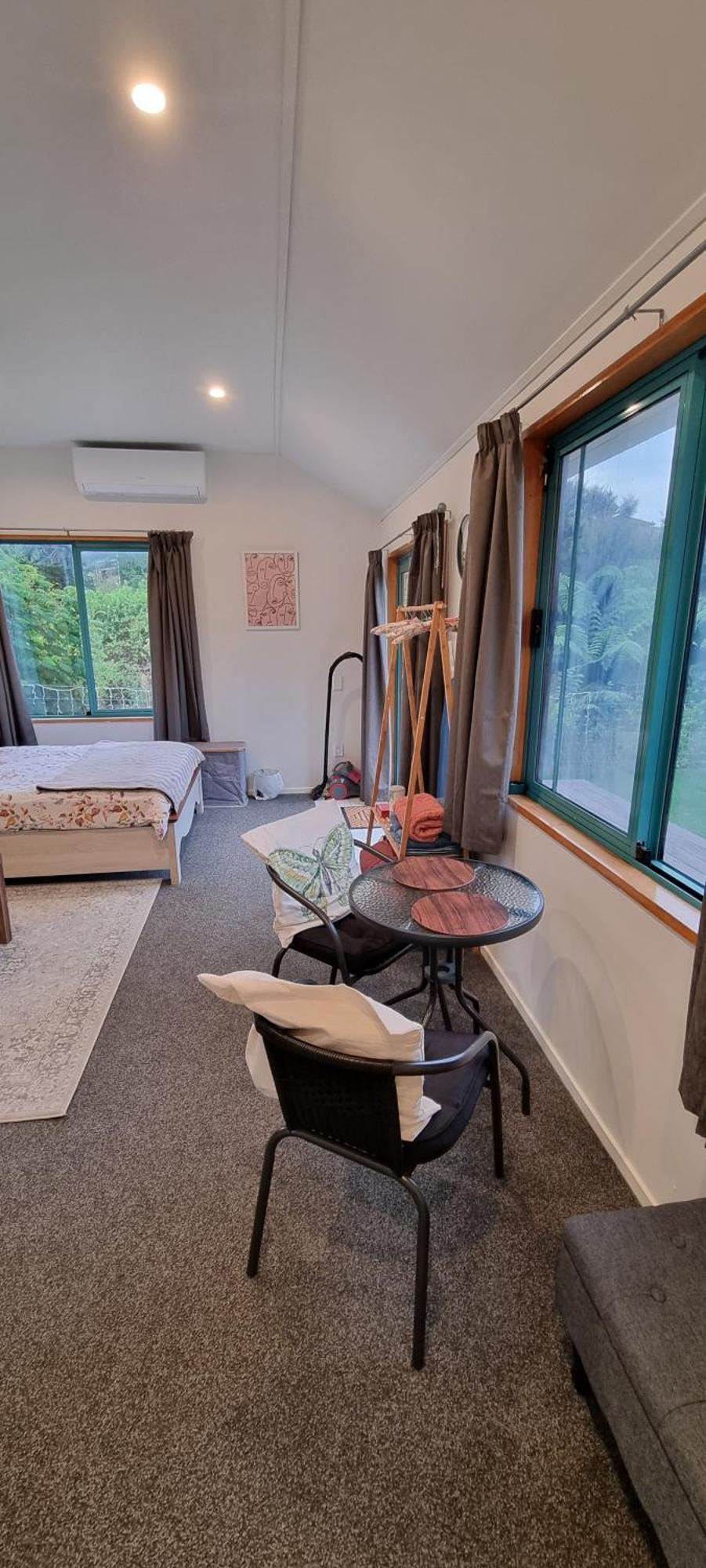 Holiday home Hilltop View Nikau Valley